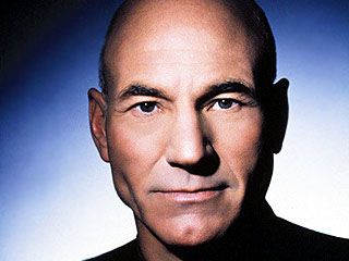 Time-lapse GIF of Patrick Stewart aging over the last 20 years.