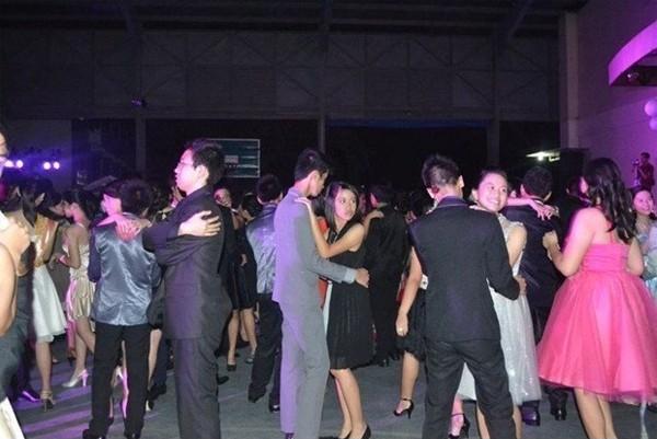 Forever Alone Level - Asian