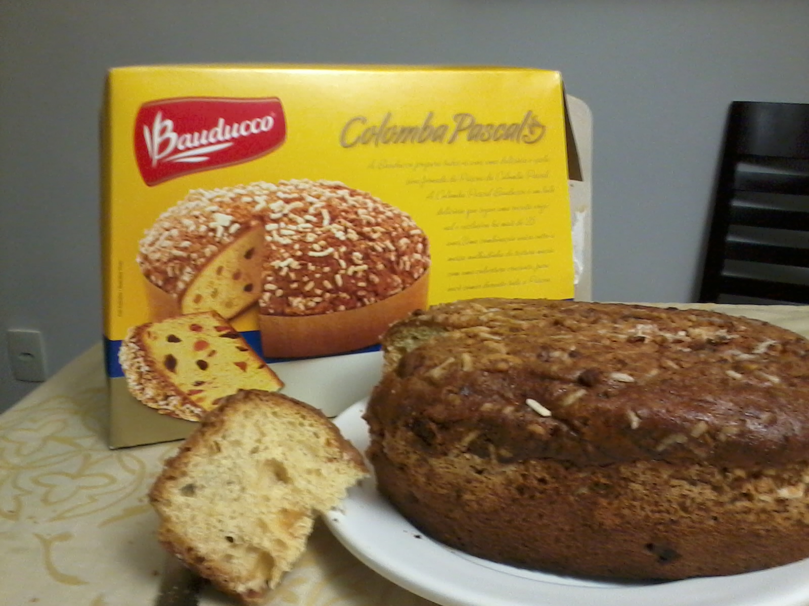 Bauducco - trolling Brazilian consumers since 1950!