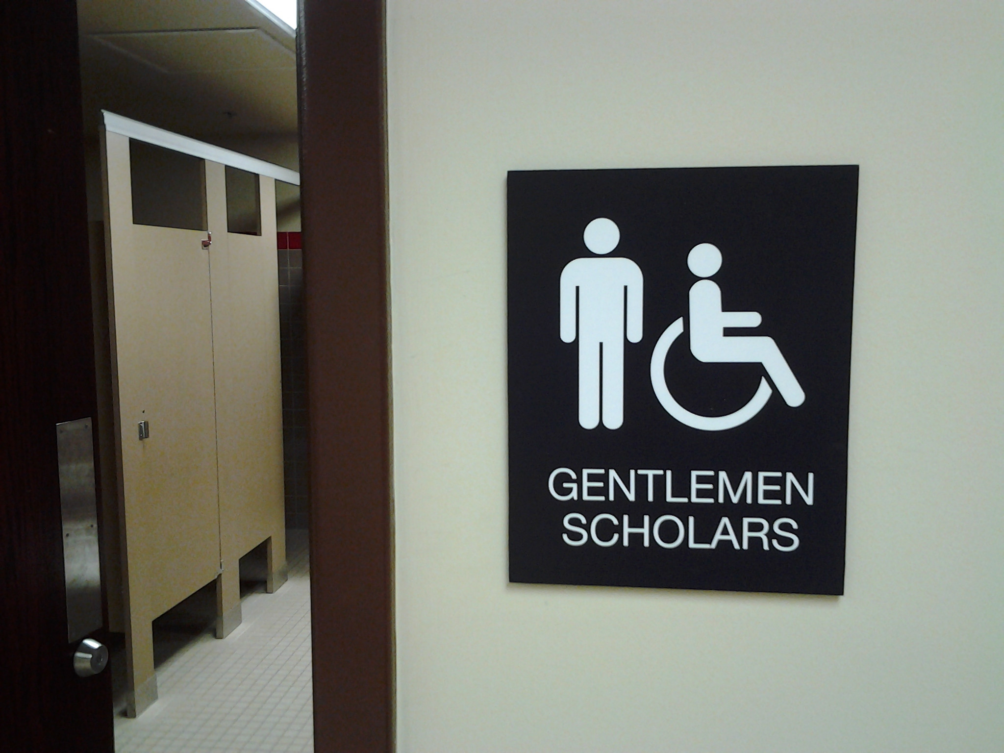 I don't use the MENS room.