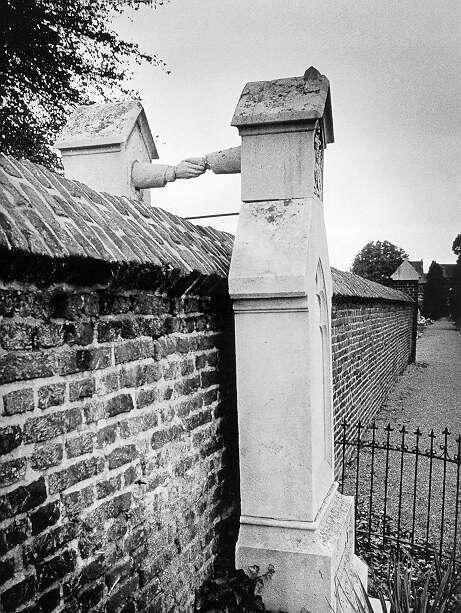 Grave of a Catholic women and her Protestant husband, who where not allowed to be buried together.