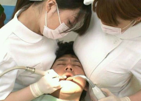 Meanwhile in the japanese dentist