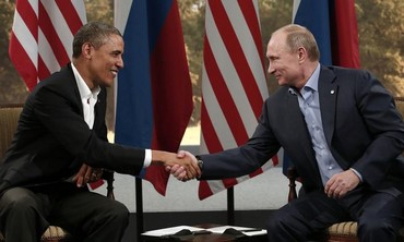 Guys look! There will be no WW3, look how happy me and Putin are.