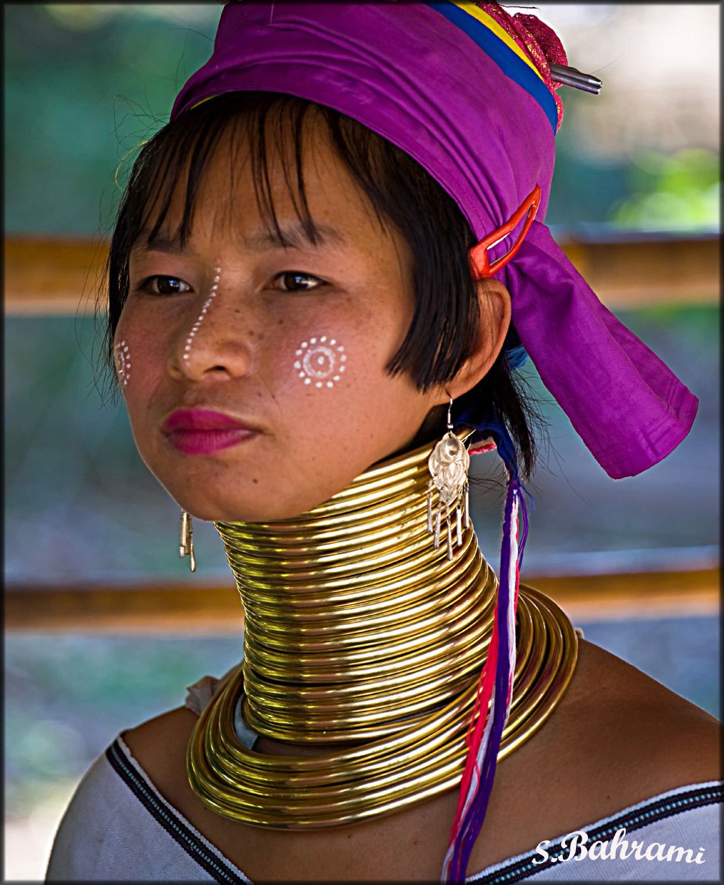Длинные шеи в африке. Племя Падаунг. Племя Падаунг Бирма. Племя Каренов в Тайланде.