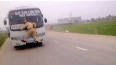 When you don't want to pay your bus ticket