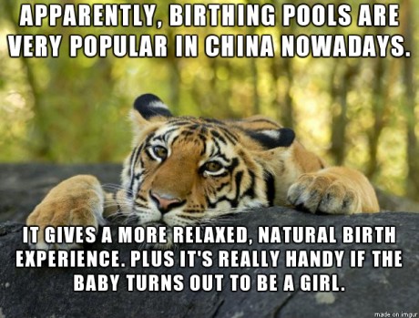 Pool birthing in China.