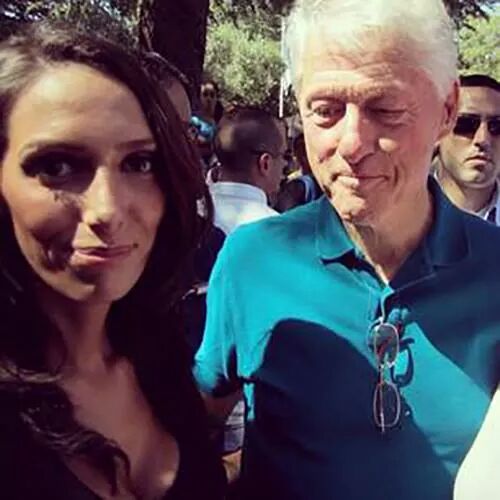 "Bill Clinton didn't realize I was taking a selfie "