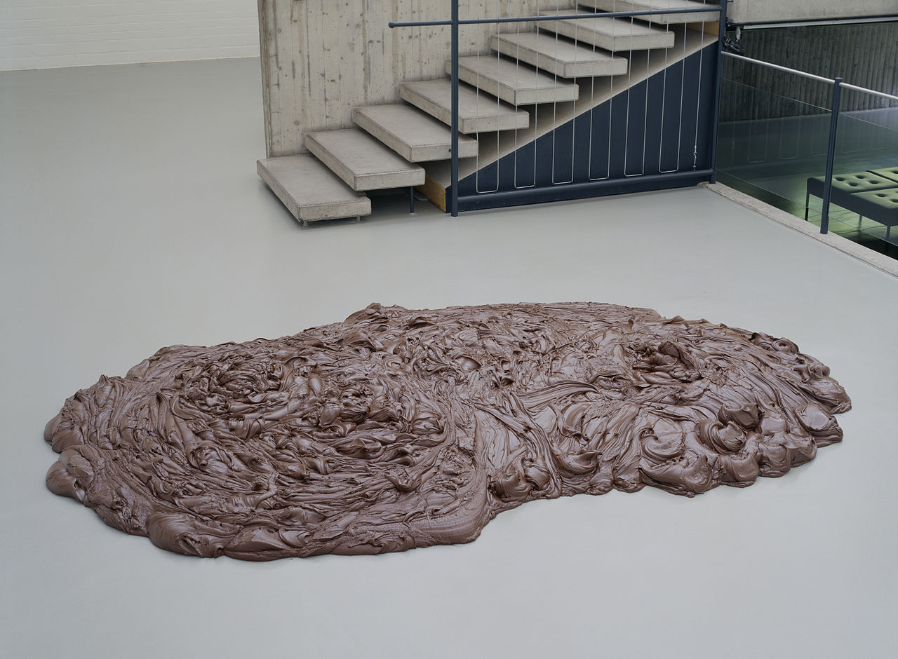 this is 20kg of Nutella laying on the floor, it's considered art