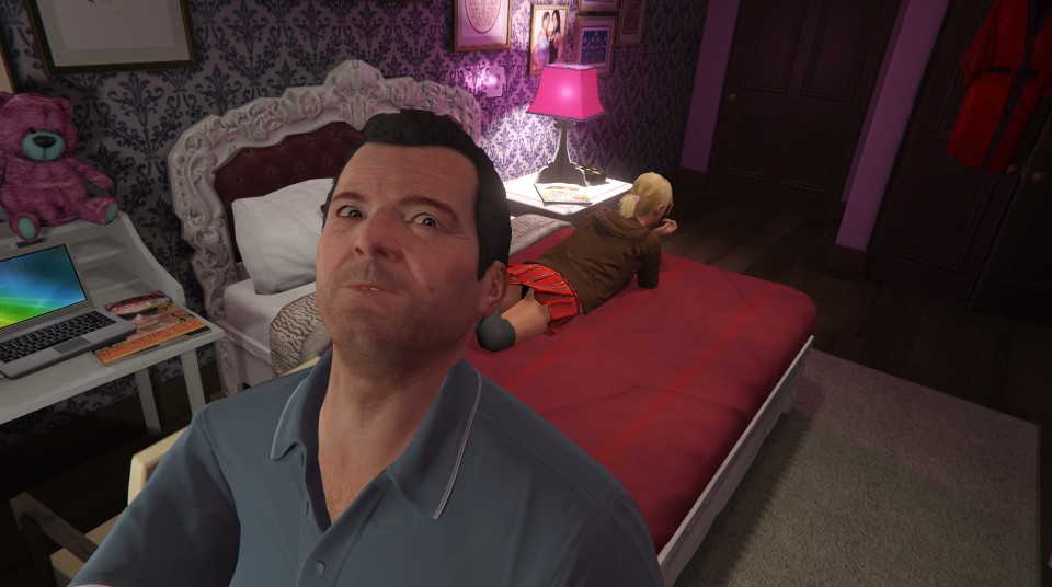 some gems on GTAV 'snapmatic' currently