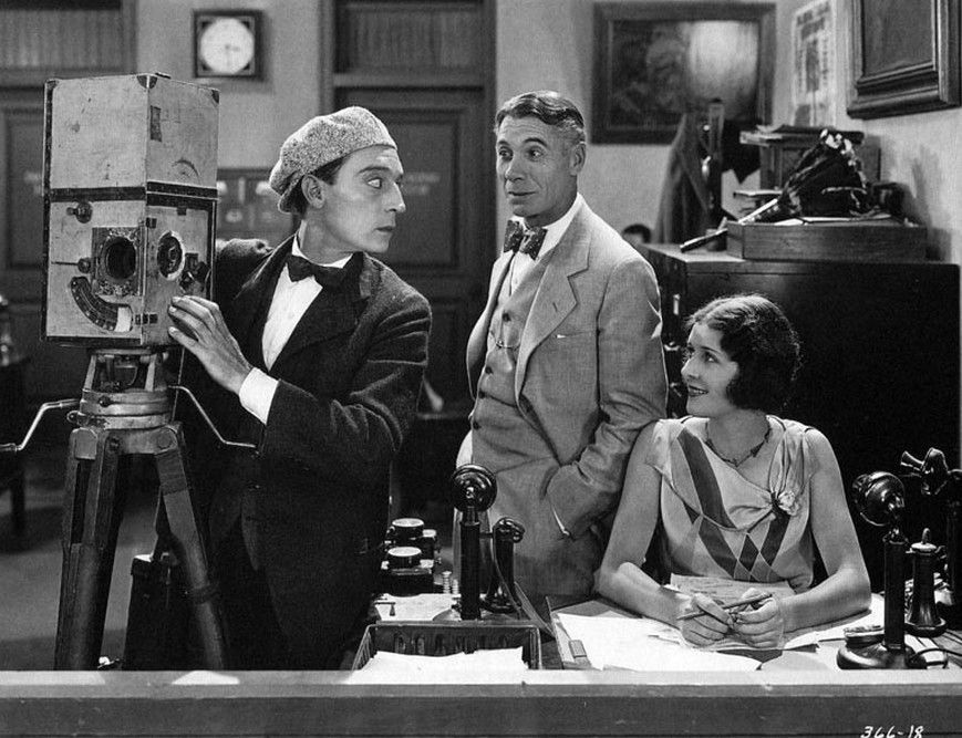 Have you seen this new fangled WEBM .gif? Talkies they call em!