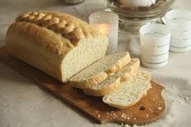 GUYS ANYTHING CAN REACH THE FRONTPAGE, EVEN BREAD--MODS SUCK - Hugelol's bread raid, like last year