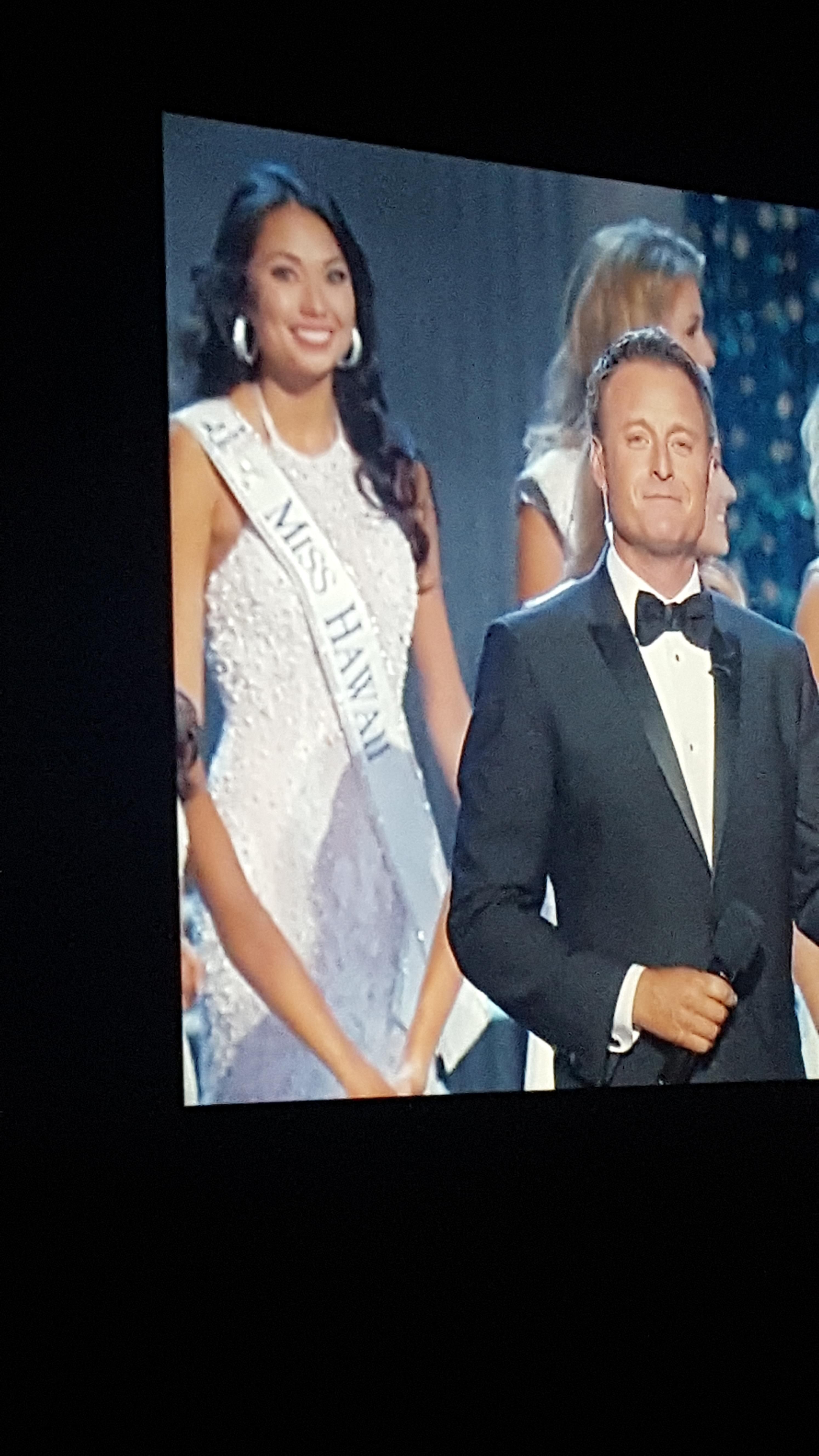 Miss Hawaii got wingspan like Lebron