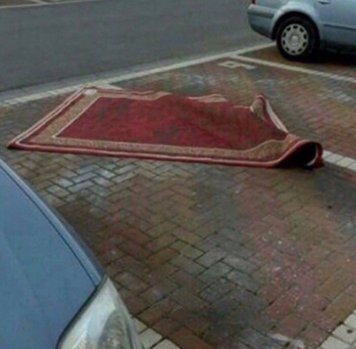 Way to park like a dick, Aladdin