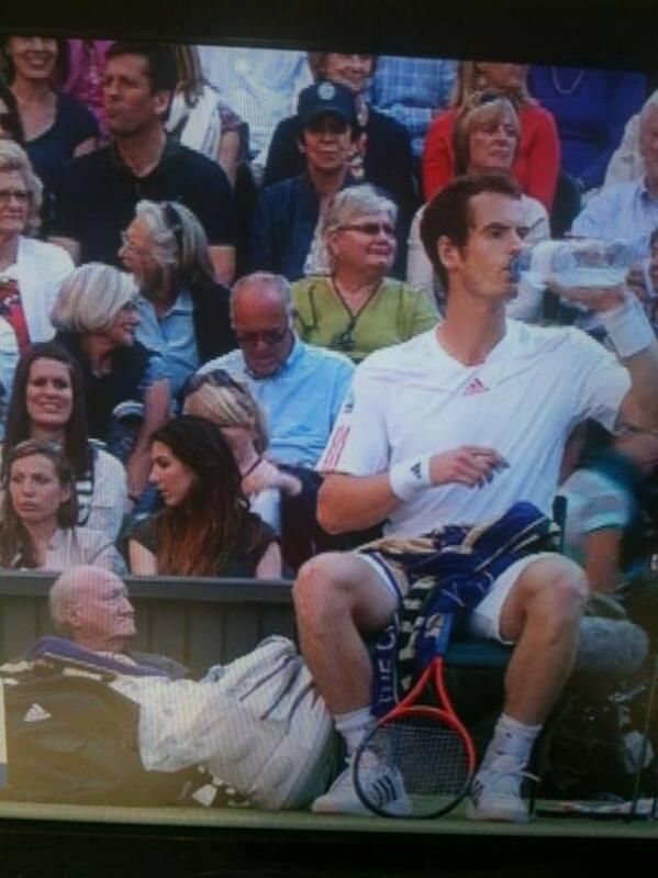 Andy Murray keeps old man in his tennis bag