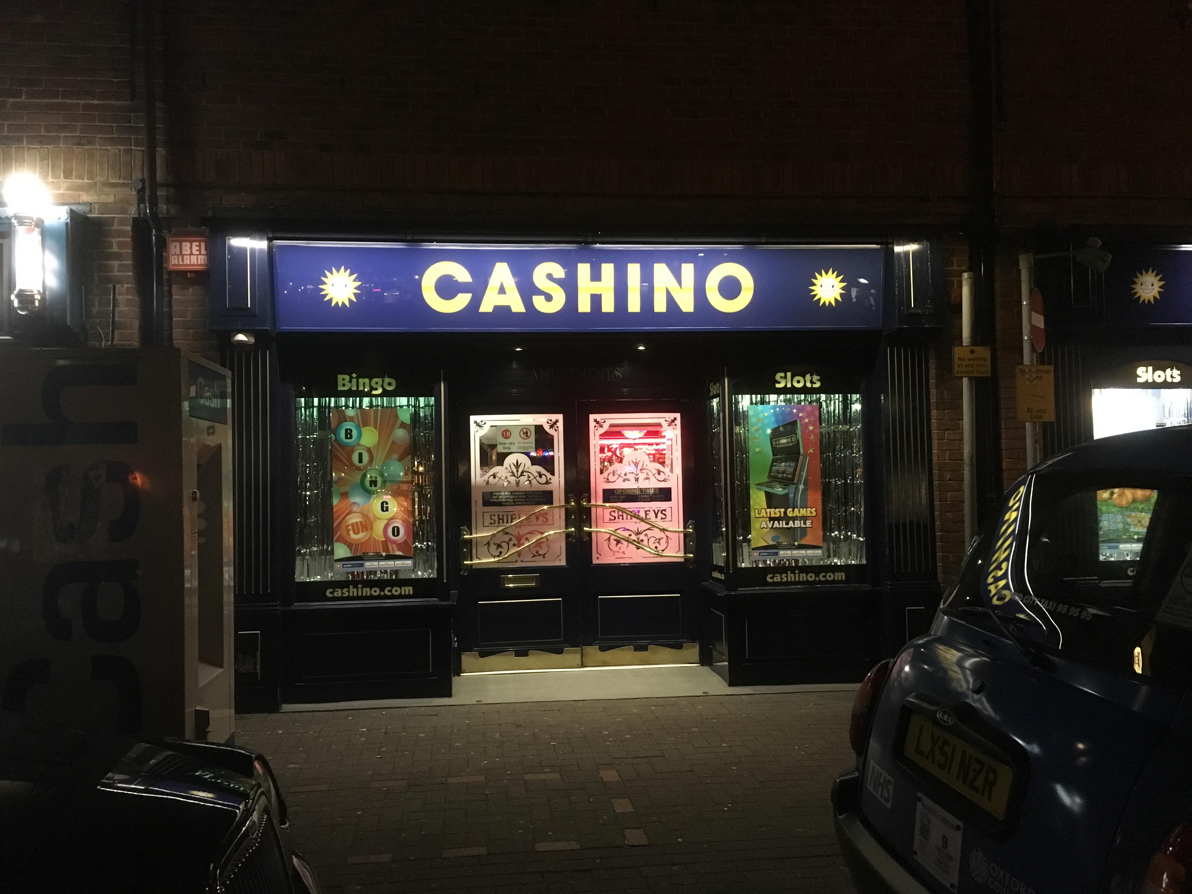 Where does Sean Connery like to gamble?