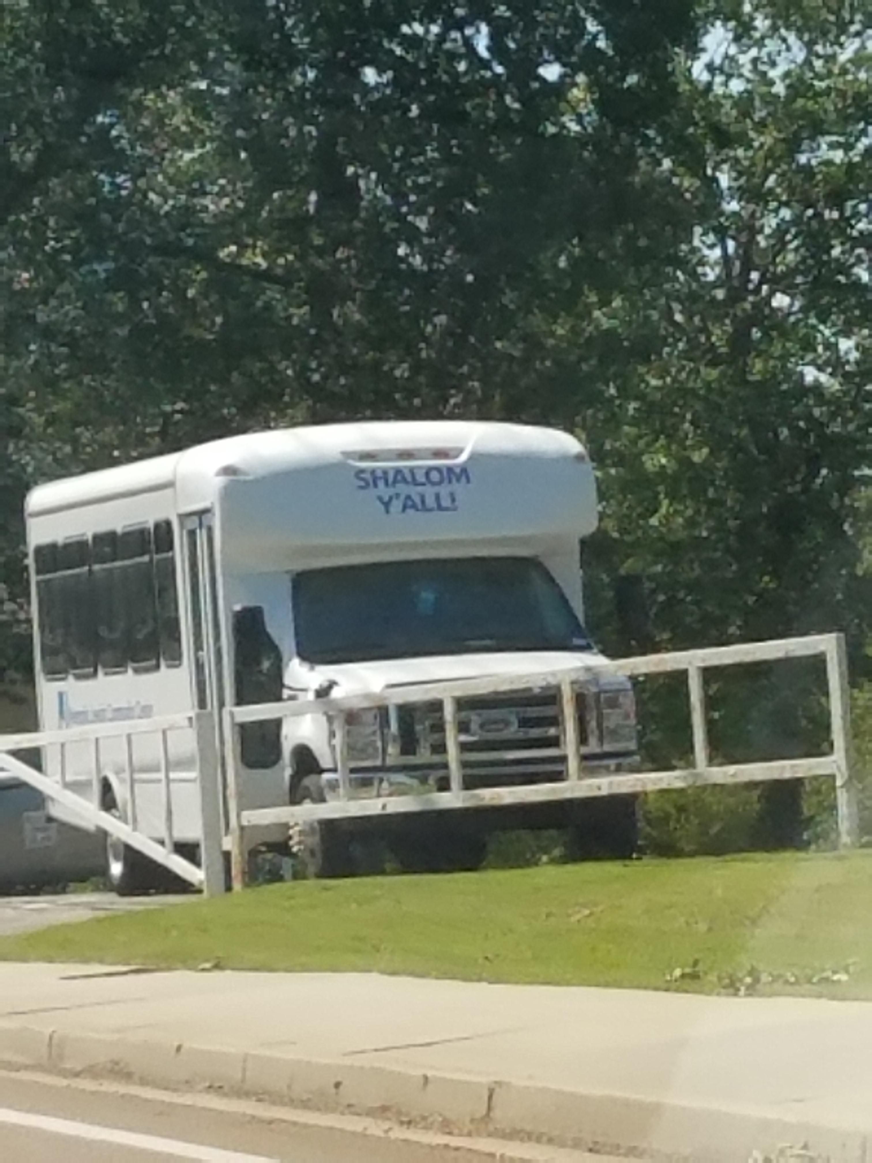 Bus outside Jewish community center