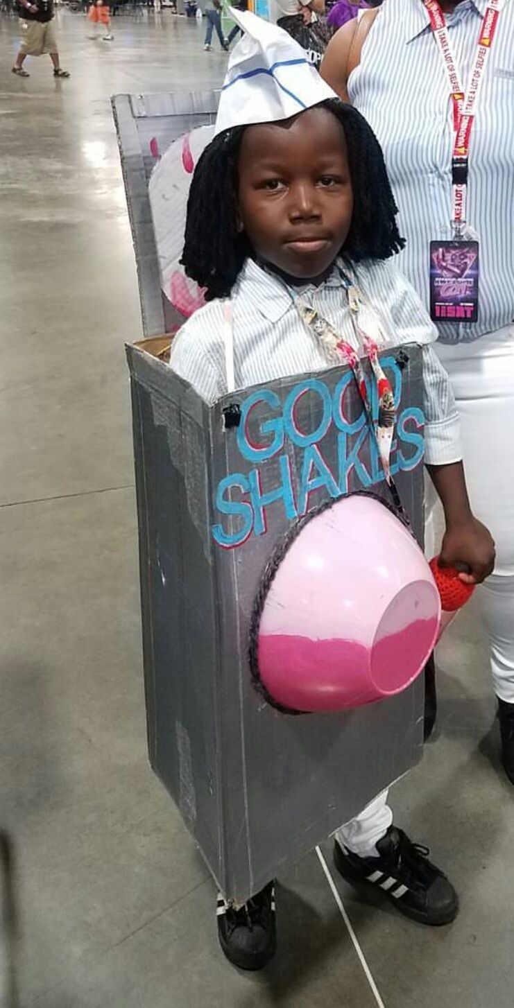 This kids GoodBurger Cosplay is perfect.