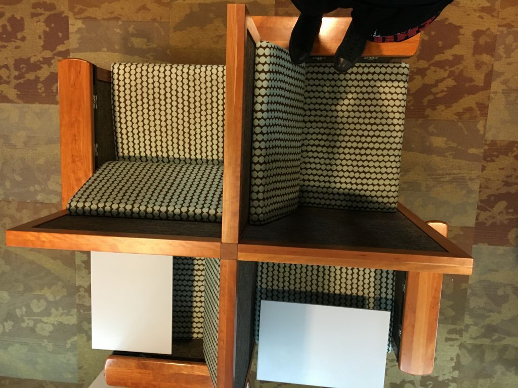 if /pol/ designed a chair