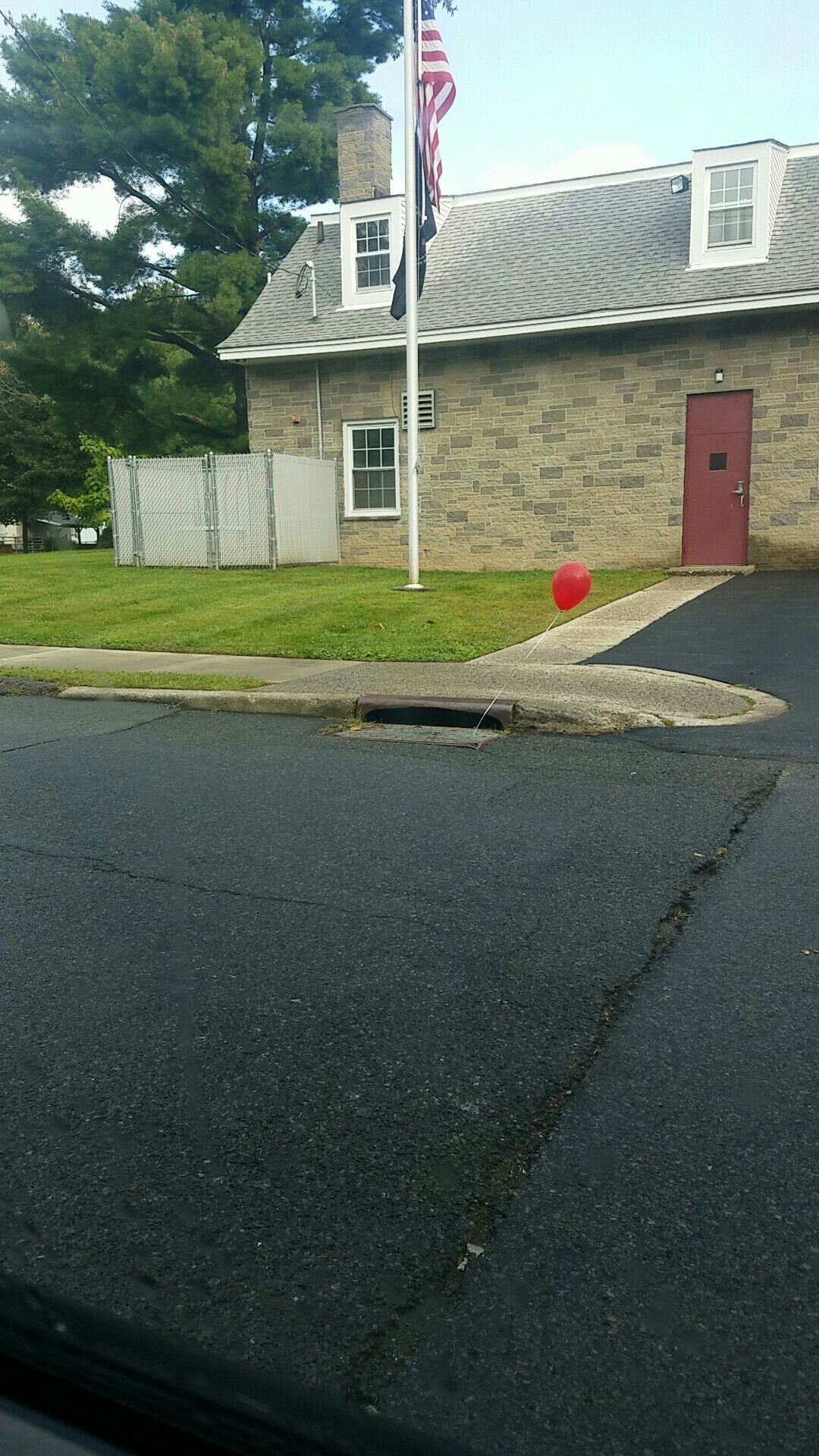 Someone in my neighborhood is very excited for the It premier