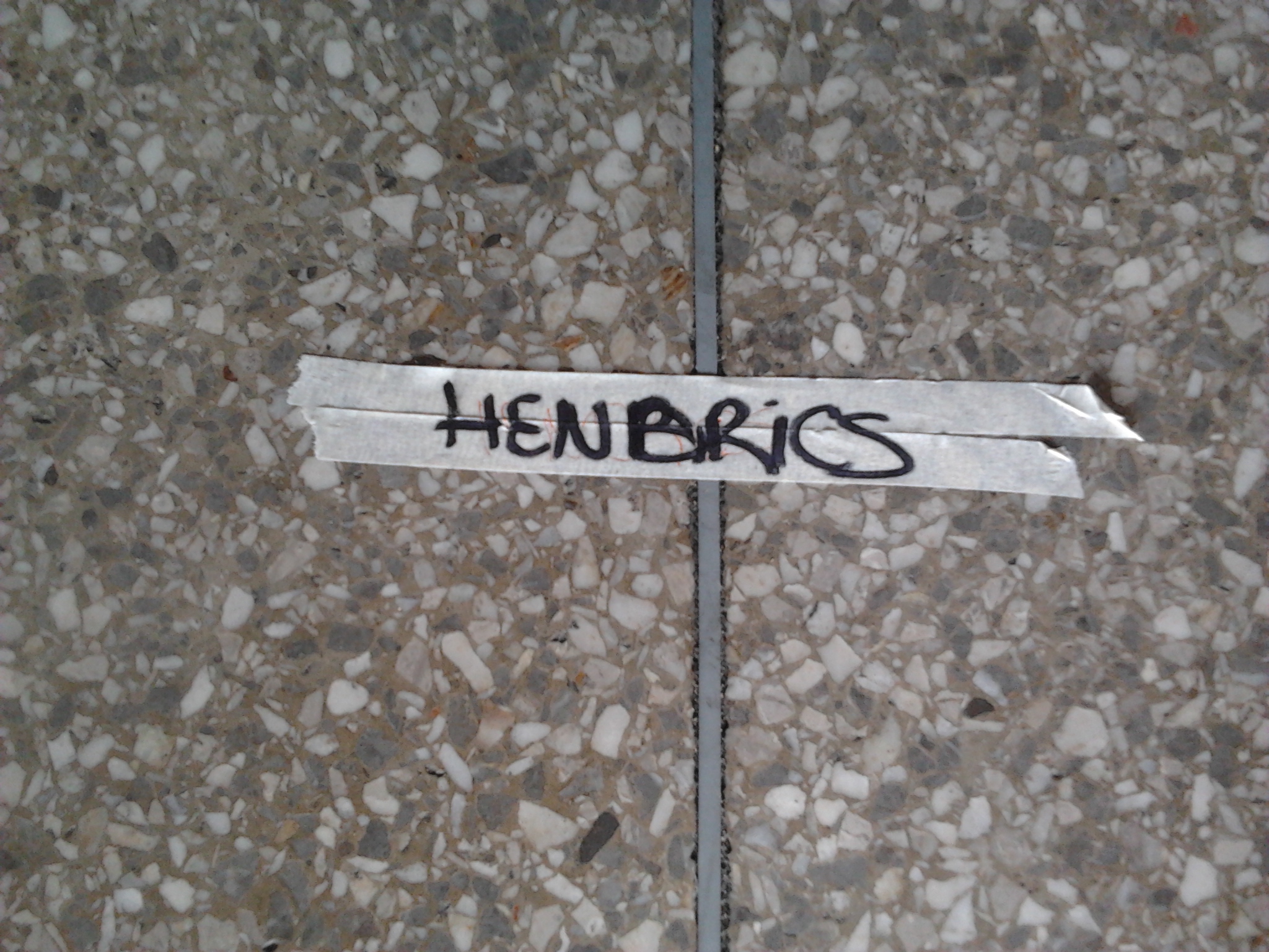 -genius- (yep, thats how they write hendrix in my country)