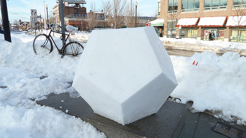Snow pentagonal dodecahedron