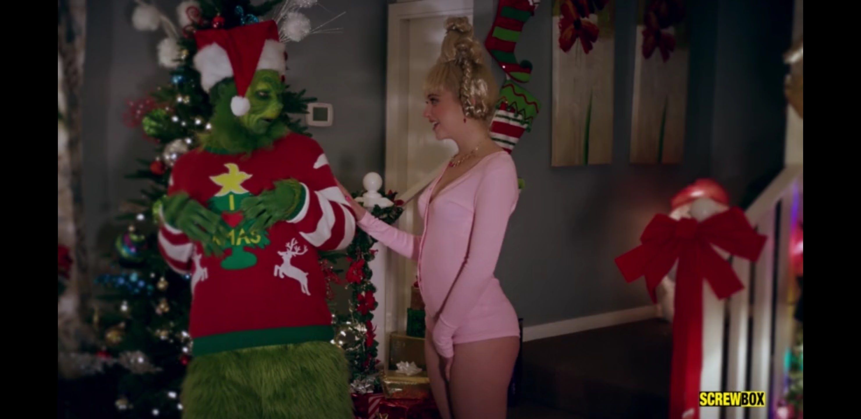 I think i downloaded the wrong grinch movie