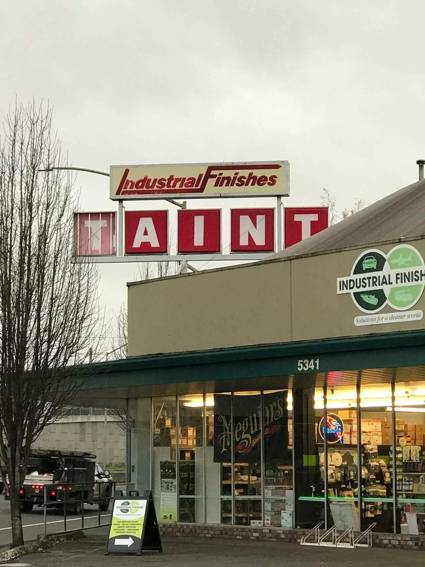 This paint shops sign broke just right