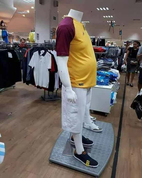 Someone finally made a mannequin that shows what real men look like.