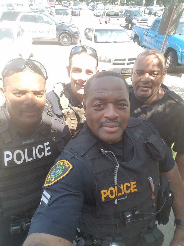Criminal dropped phone running from police. They took a selfie and told him it can be picked up at the county jail