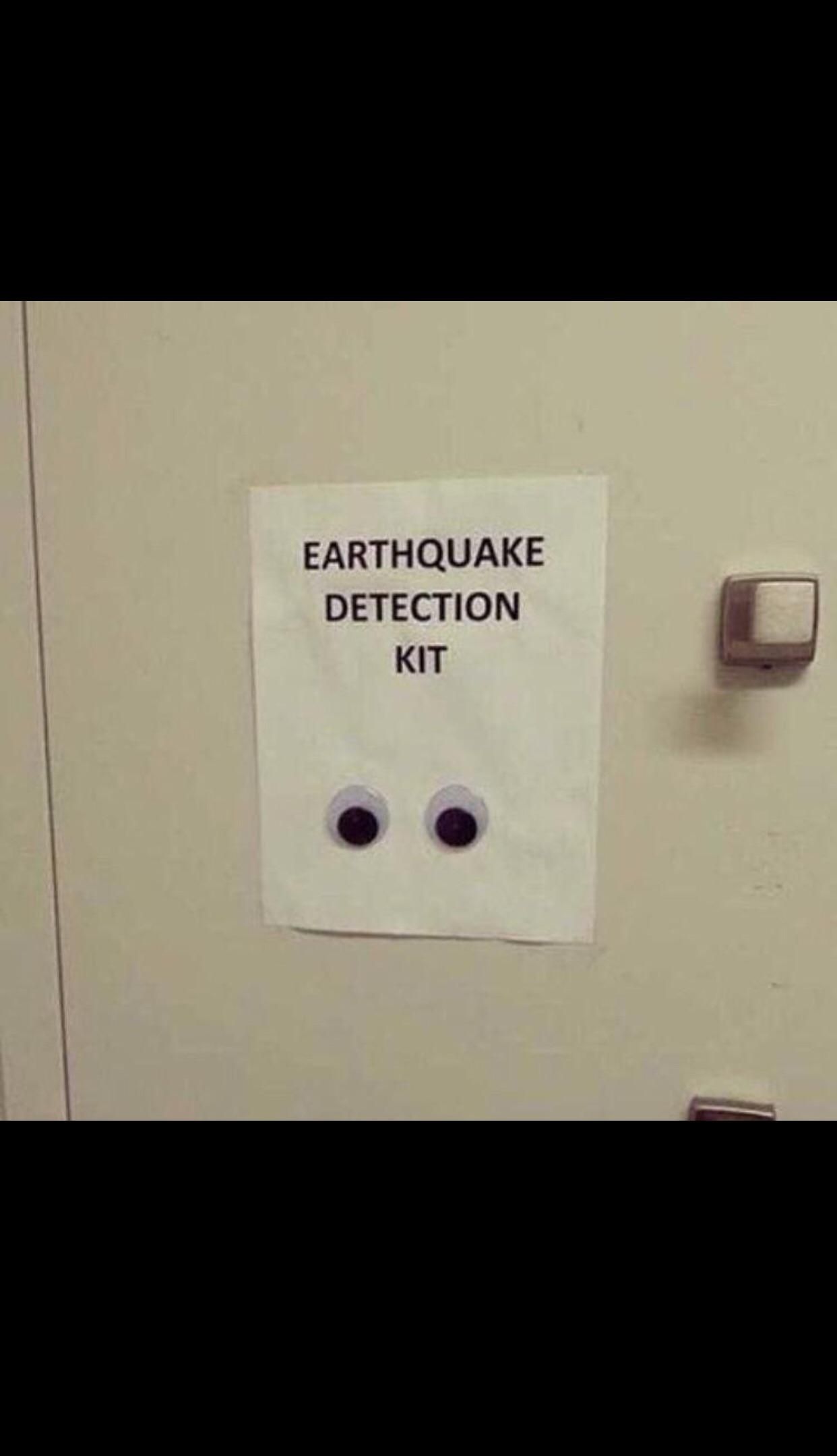 Revolutionary new earthquake detection kit...