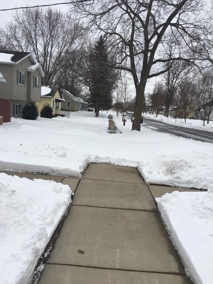 Nobody likes my neighbor. The neighbors snowplowed AROUND him in order to not plow him out. It made my day!