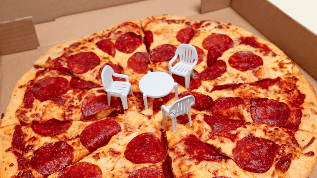 Pizza chairs for the pizza table.