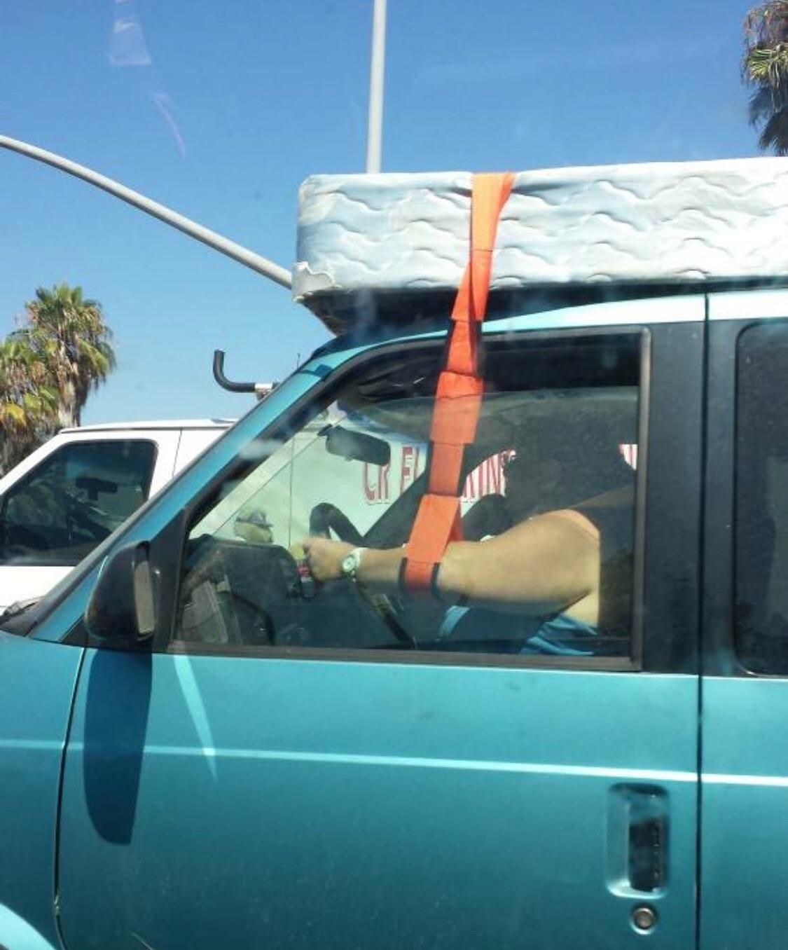 Next Level Mattress-on-top-of-Car Game