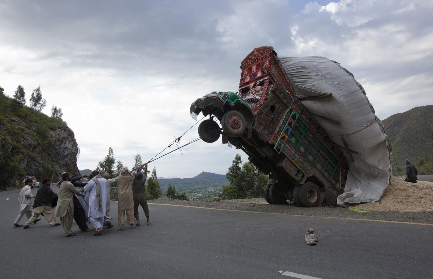 Pakistani bus being poached for its horn