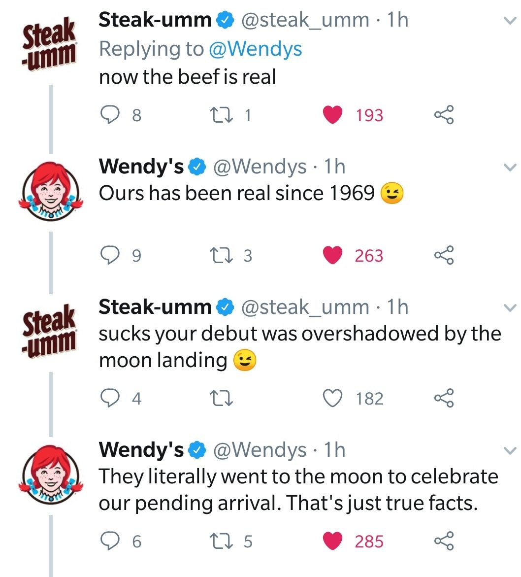 People are having poll for whose Twitter is better between Wendy's and Steak-umm. This is one of the conversation.