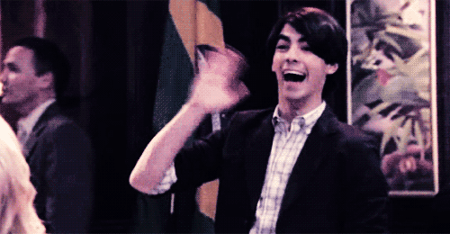 How you wave to your crush