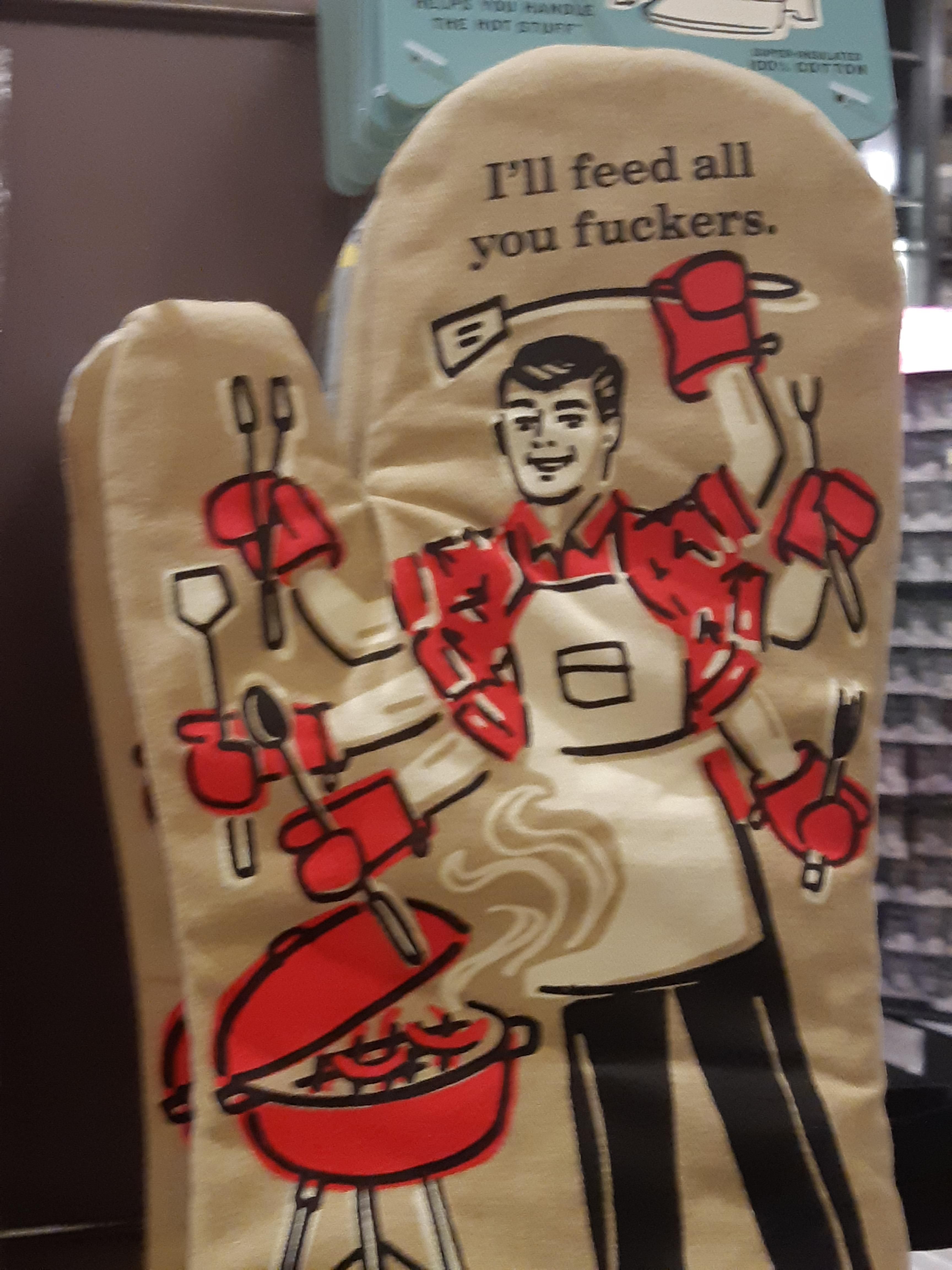 These oven mitts