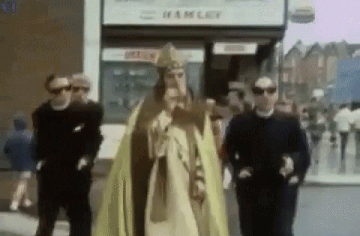 Stantad and the Theologians' Guild browsing Fresh (cca. December 2018)