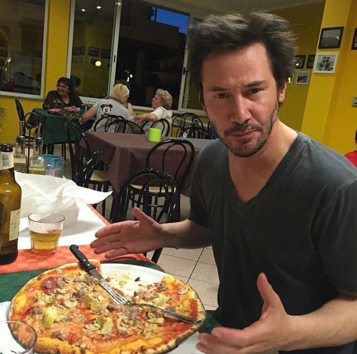 The only person that’s allowed to eat pizza with a knife and fork