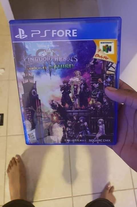 When you ordered your kh3 copy from Aliexpress... please dont mind the toes or the enormous penis..