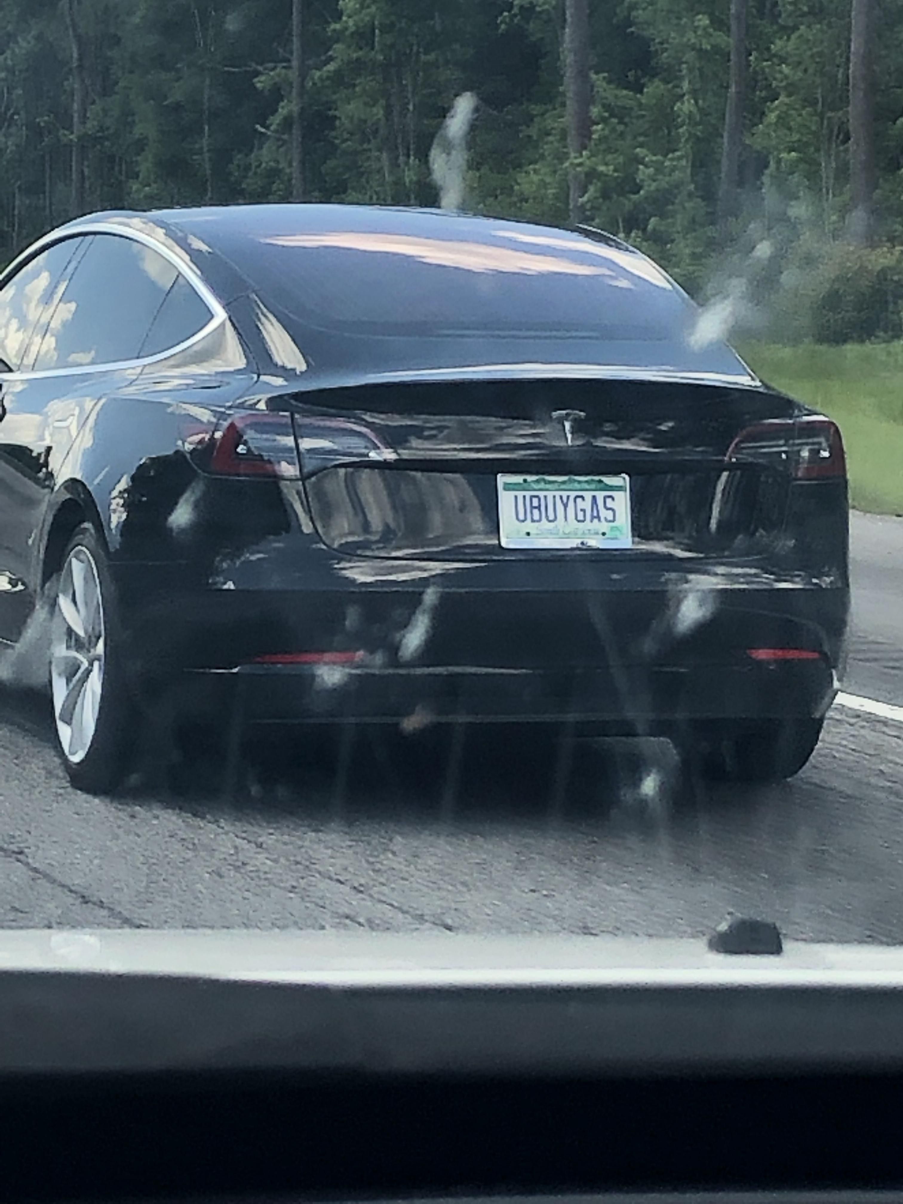 This tesla keeps flexing on me and it’s hurting my feelings