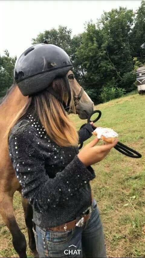 It's nice to know Sarah Jessica Parker wears a helmet.