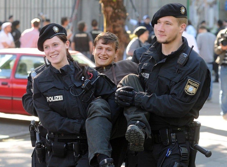 The ridiculously photogenic german police and protester