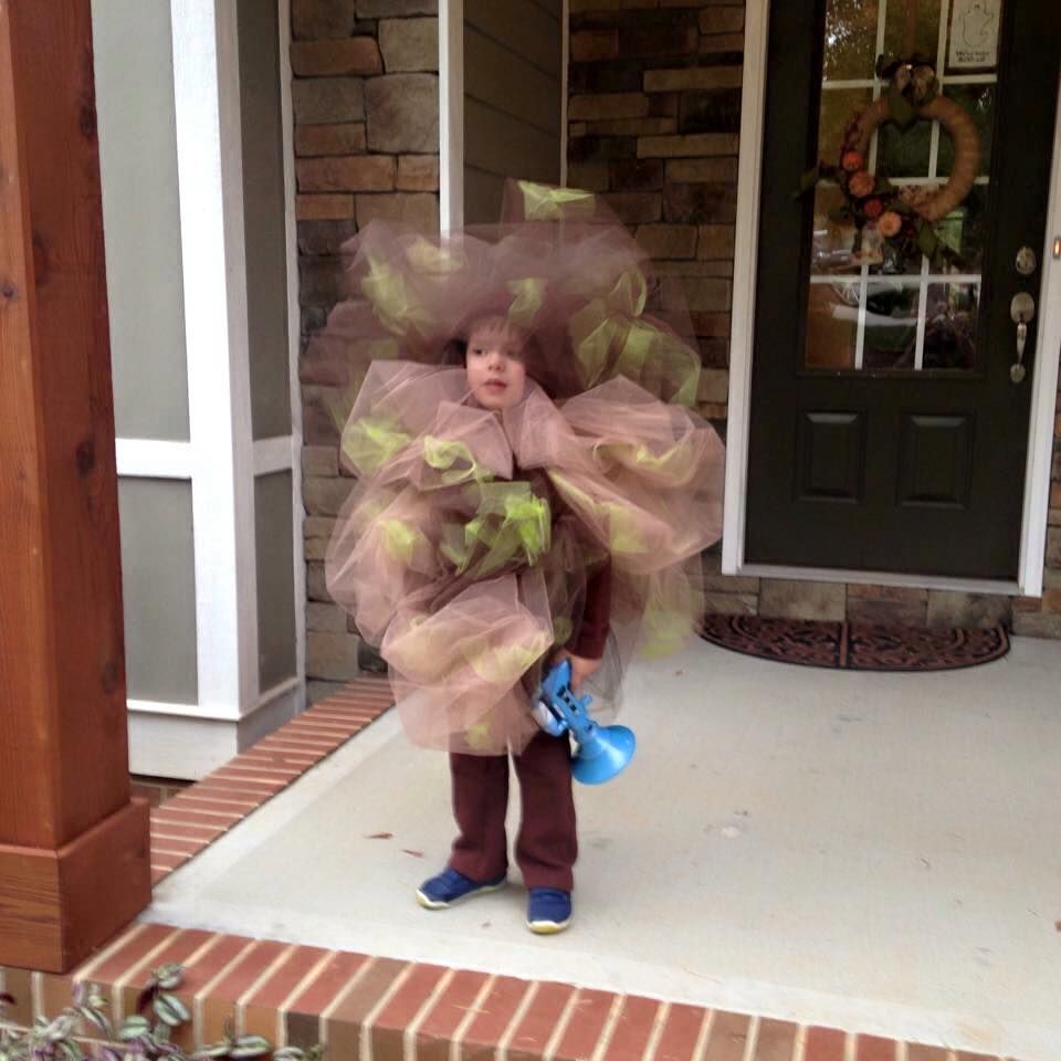 This kid was a fart for Halloween.
