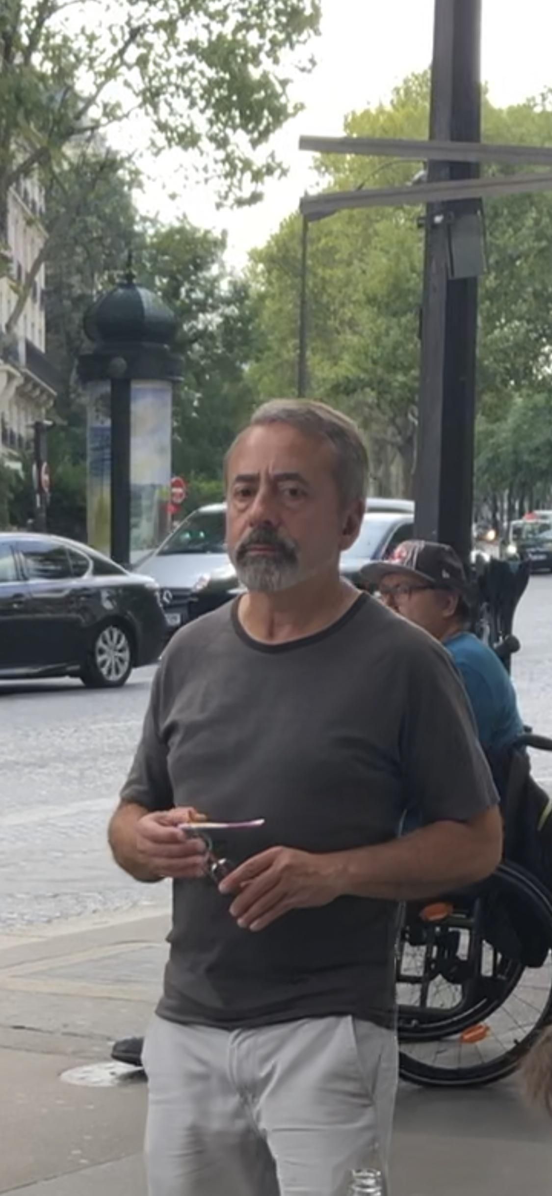 Robert Downey Sr. spotted in Paris