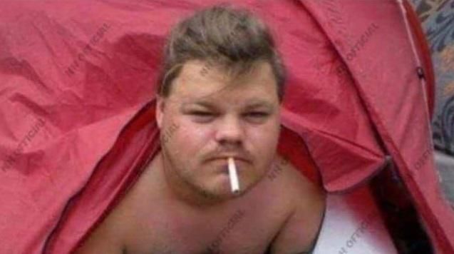 This guy looks like Leonardo DiCaprio after a week in Russia