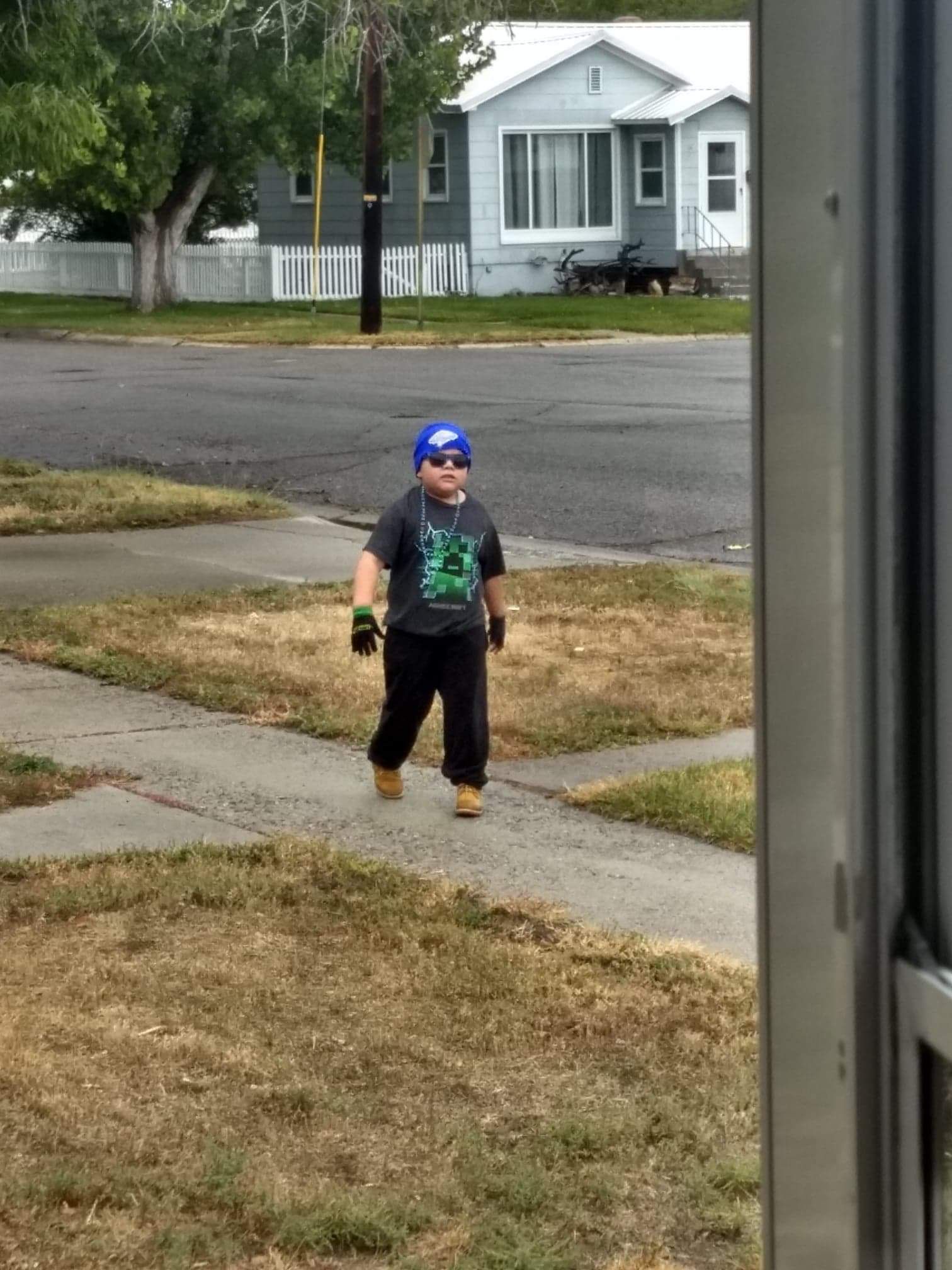 My neighbor's gangsta kid