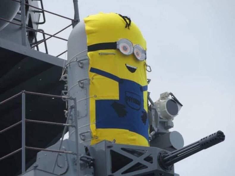 Imagine being a Somali pirate and you’re getting Yeeted by a minion