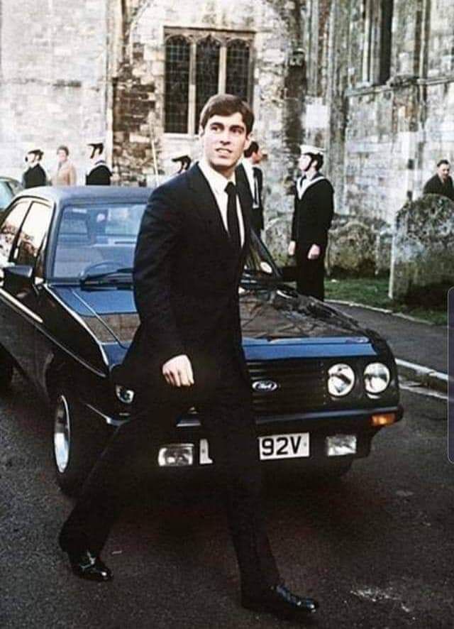 Prince Andrew with a 15 year old Escort.