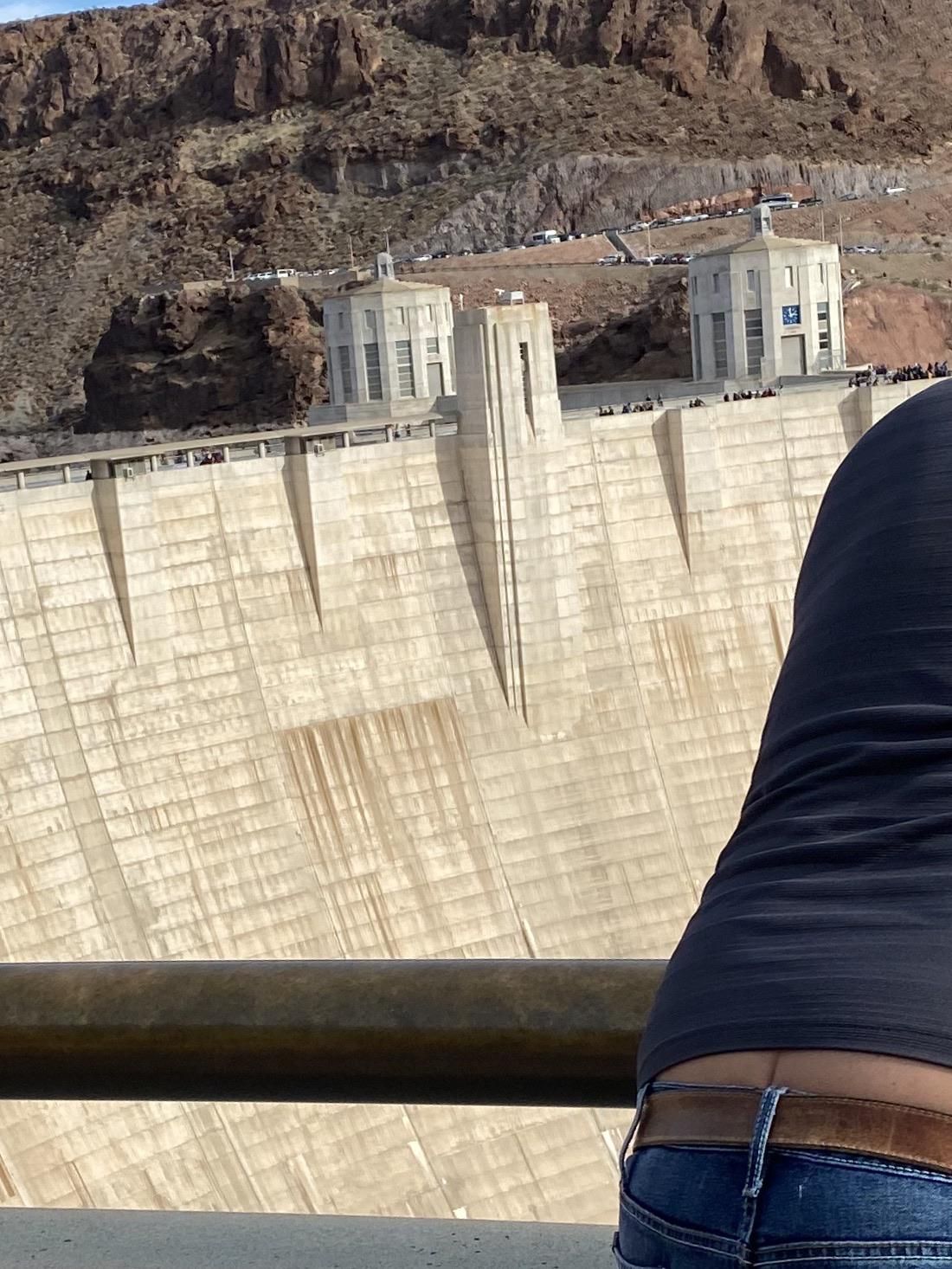 Saw a crack in the Hoover Dam